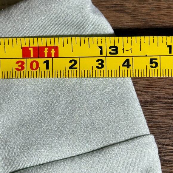 Gymshark Leggings Women’s Size Large Seafoam Green Criss Cross Waist Cutout - Picture 6 of 8